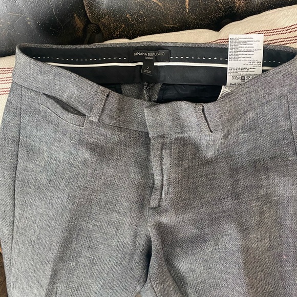 Banana Republic Sloan pant. Size 2. 3pair - Picture 2 of 4